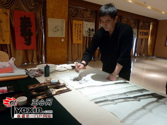 齐白石再传弟子鲁石一行赴新疆乌鲁木齐、昌吉