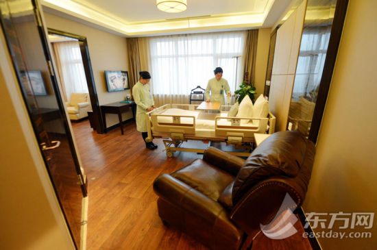 上海国际医学中心今起试运营 一张病床配两名