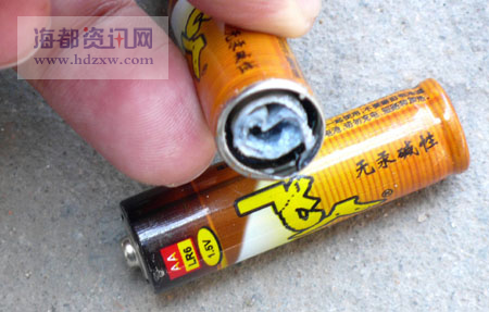 电池放地上 莫名爆炸