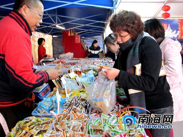 ���ڸ��ǻ�����ʢ��Ļ���ݷḻ������2��6��