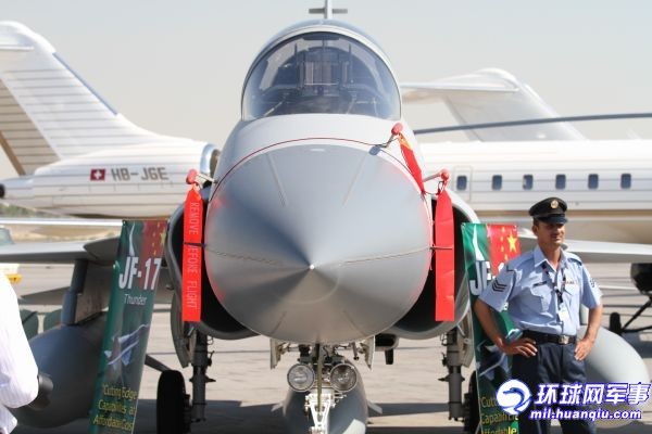 ���ϣ�L-15����ʵ������5����������300��