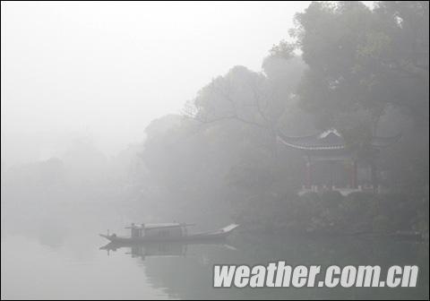 广西各地今晨雾气弥漫(组图)