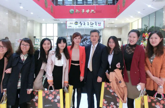 韩国全南地区举行汉语教师志愿者教学经验交流