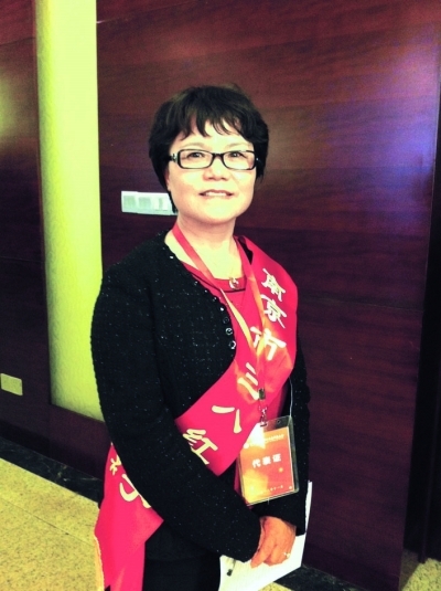 ��˫������һ������������ʦ�������ڡ����˺����֡�(ͼ)