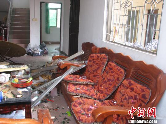 湛江特大爆炸案事发地恢复平静 两重伤者脱离