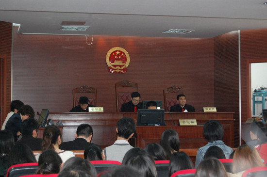 南京中院知识产权案在南师大模拟法庭开庭
