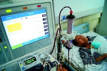 每周少次透析 眼睛不幸失明