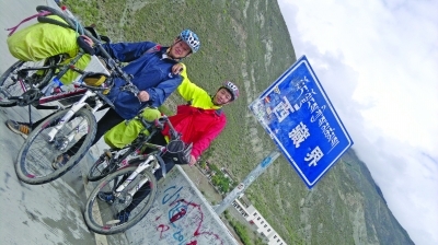 骑车万里到西藏 自称想让青春无悔|西藏|骑行|骑