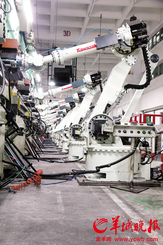 珠三角企业上演机器人总动员大范围应用工业机器人