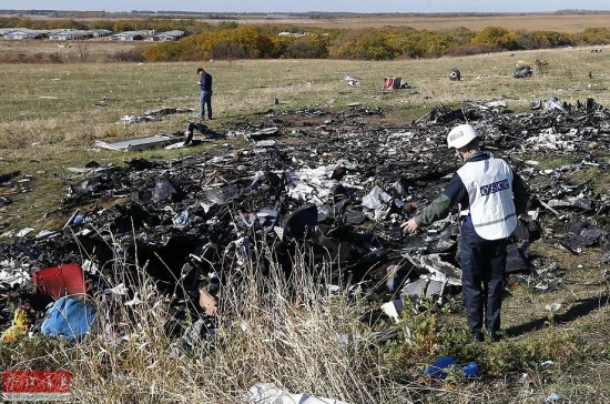 俄媒:卫星照片显示MH17遭乌克兰战机击落(图