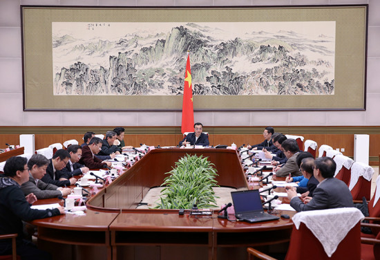 李克强:切实把握好稳增长和调结构平衡