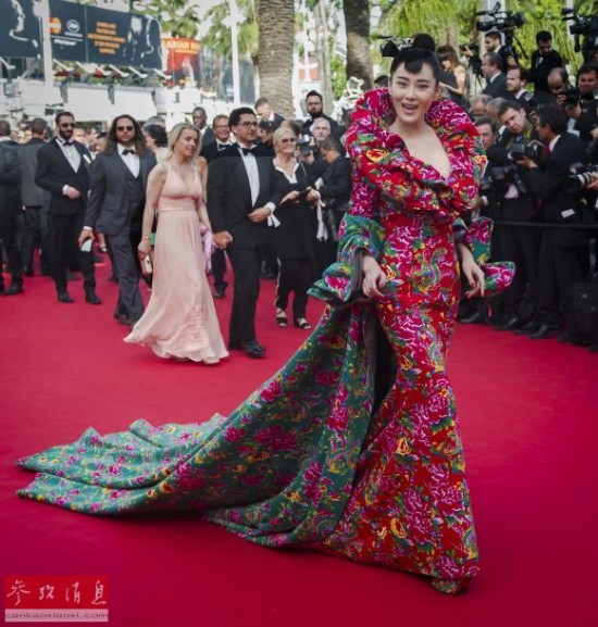 戛纳承认被英语打败 欧洲导演为发展抛弃母语