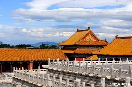 故宫微博晒蓝天白云下的故宫 网友:太美太大气