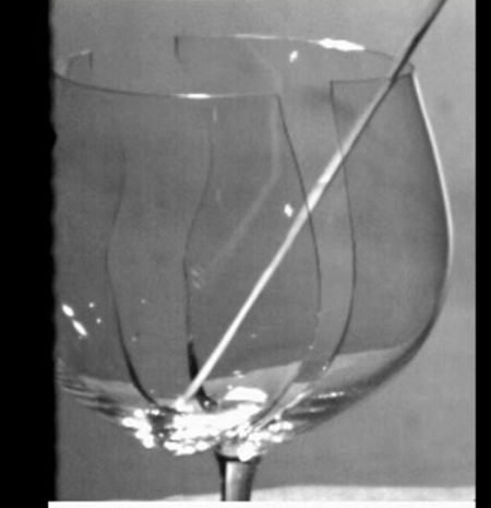 歌唱家节目现场实验唱碎玻璃杯