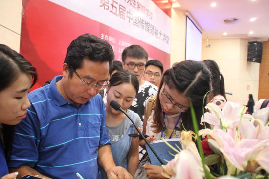 新闻晨报转型路径:内容将更上海更民生更观点