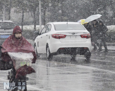 组图:江苏大部分地区迎来降雪天气|江苏下雪|下