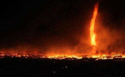 广东现20米高火龙卷 核心温度可达1000℃_新