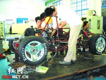 湖南大学入选首批国家大学生创新性实验计划