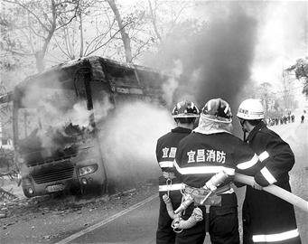 ͼ�ģ�20�����˿ͽ�����������