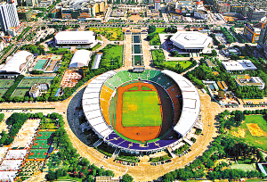 综合 正文    2003年7月,广州在天河体育中心举行了一次在当时规模最