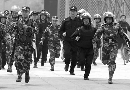 插翅难逃 监狱系统进行处置罪犯脱逃、暴狱等