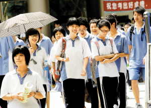 深圳5万多学生中考创历年新高
