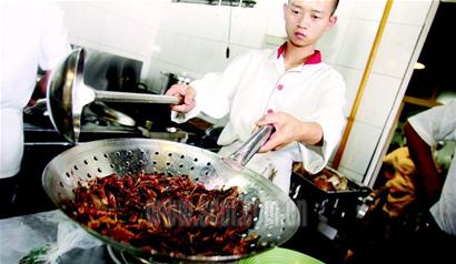 我家150万蝗军等着成都人来消灭