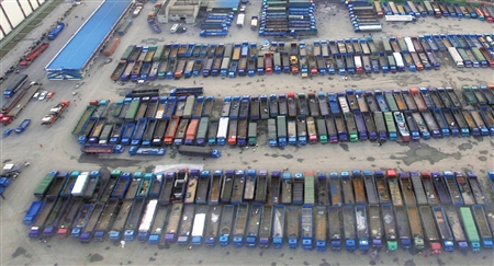 川陕路货运场外迁大货车不再涌城北