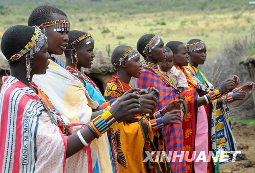 马赛人:东非草原上的彩色精灵(组图)