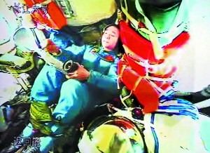 ���ߺ������º���Աѡ��