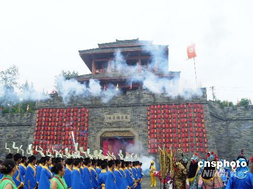 图:四川南充三国文化节开幕