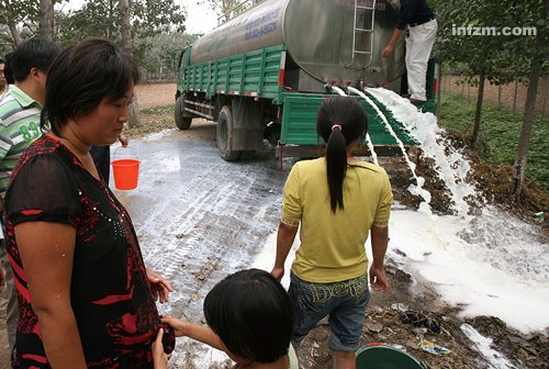 调奶人、关系奶和傻子牛