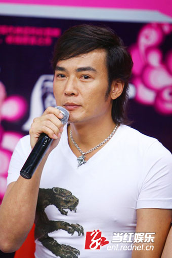 【首发】焦恩俊博客述无奈 疑离异后遭女儿排