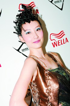 陈冠希加拿大出庭作证_新闻中心_新浪网