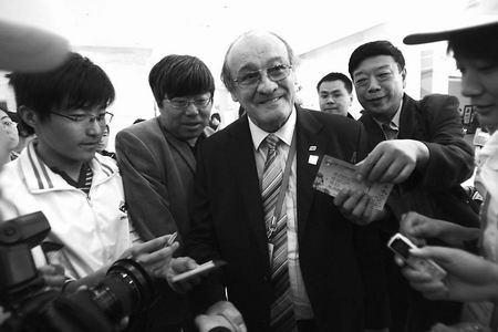 国际邮联主席沃尔夫:梦里都是人头攒动的盛大