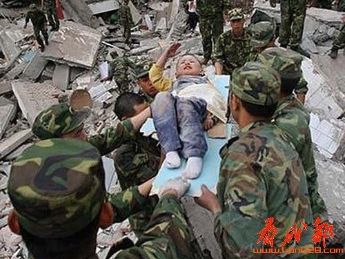 5·12值得纪念的瞬间_新闻中心_新浪网