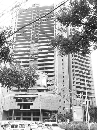 兰州市"第一烂尾楼"重启