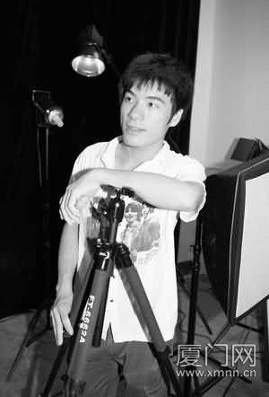 研究生尖子休学圆摄影梦