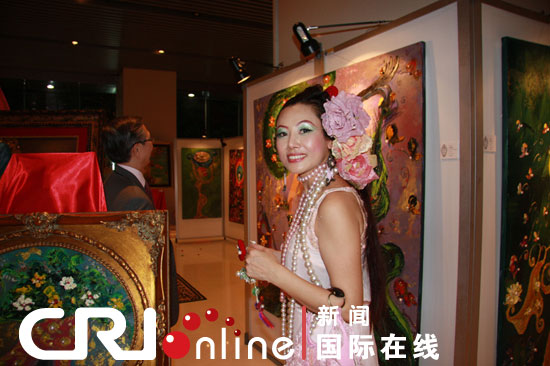 泰国"花夫人"画展在曼谷举行(组图)