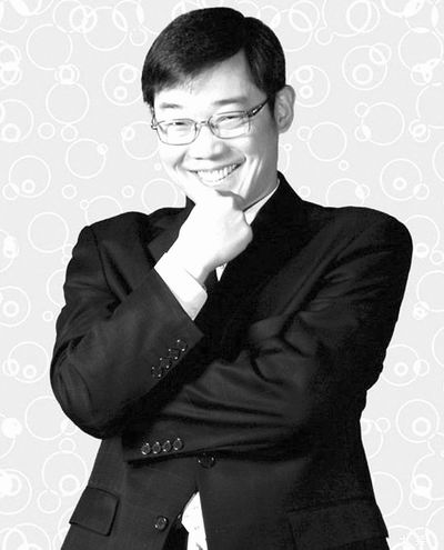 到湖南省话剧团任副团长筹备组建国内首个喜剧