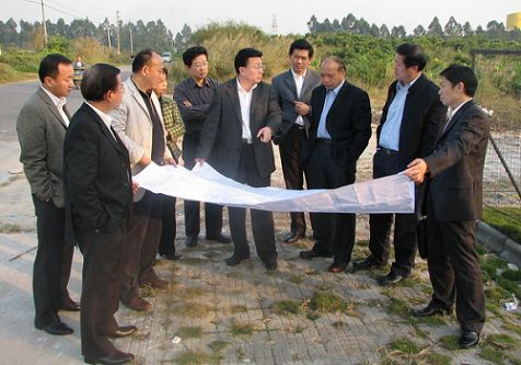 国侨办副主任视察暨南大学番禺新校区