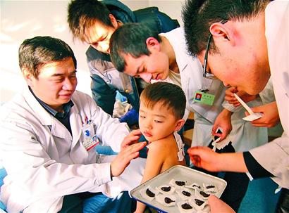 一九寒天贴敷忙