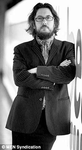 为搞科研上演真实版《幸福终点站》,4万英镑