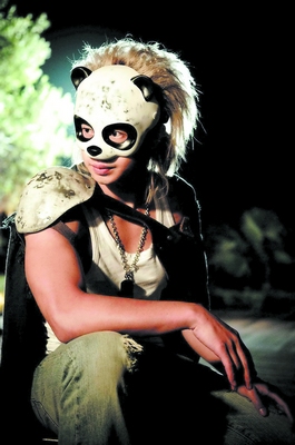 《熊猫人》有双版本