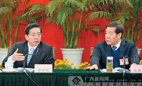 郭声琨参加政协工商联、经济二组讨论