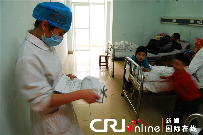湖南郴州血铅中毒儿童接受住院治疗(高清组图