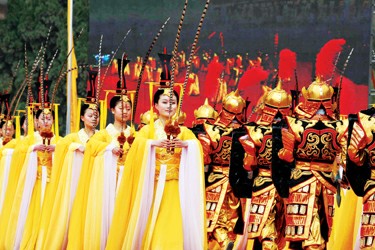 34通鼓奏响炎黄子孙心声