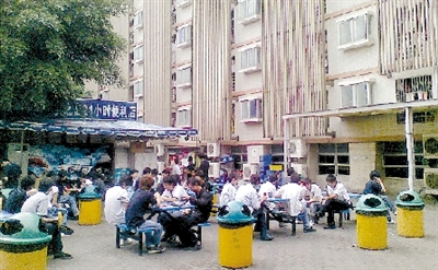 富士康发生今年第9起坠楼事件