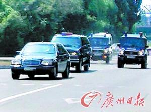 普京专车爆胎虚惊一场