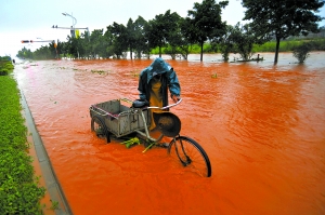 3日内14次强降雨袭击华南